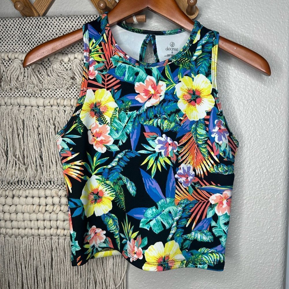 Decree Tropical Floral Sleeveless Top - Black Multicolor